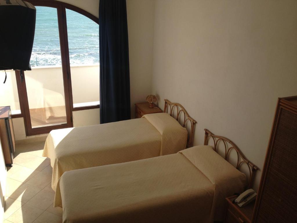 Hotel Miramare Garzia Marinella di Selinunte Kültér fotó